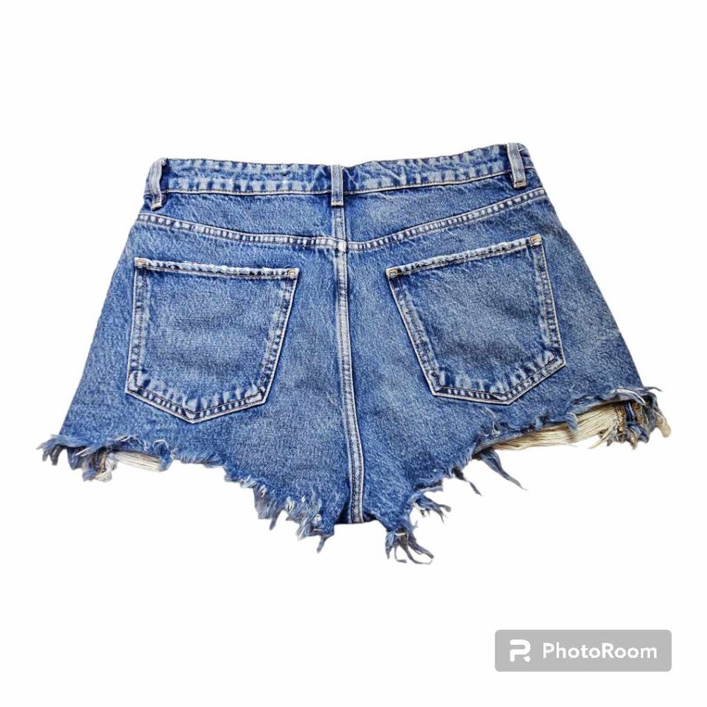 Women’s Zara Shorts Size (USA) 8 - Picture 2 of 8